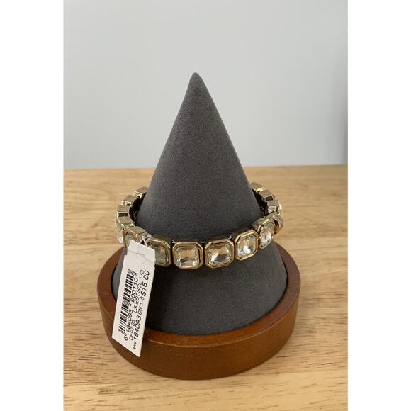 Dress Barn Bracelet Gold Tone Crystal Rhinestone Stone Bangle Magnetic Clasp - Picture 4 of 8